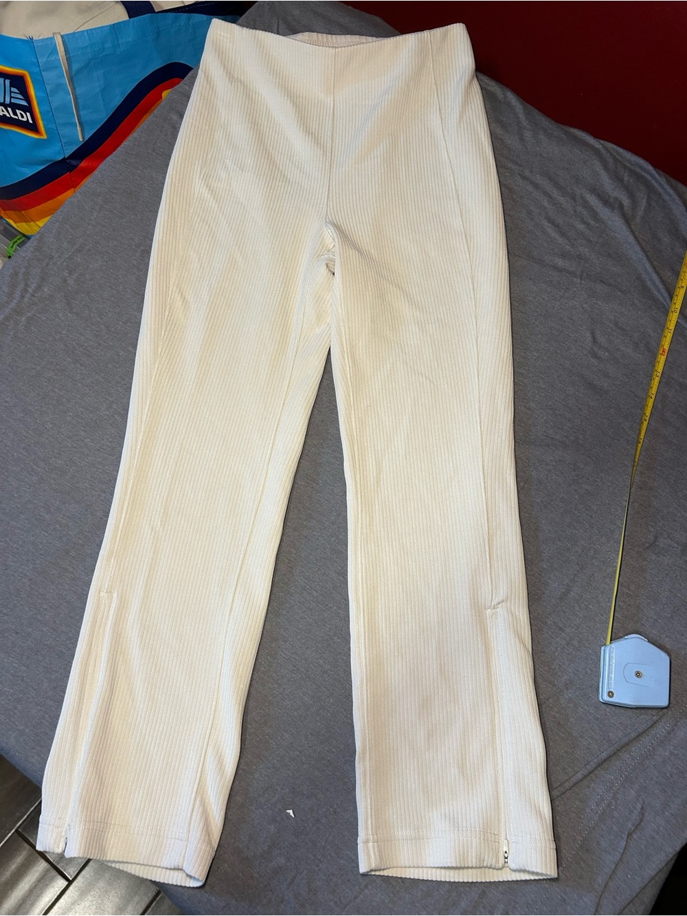 lululemon athletica Cream Ribbed Ankle Pants